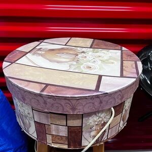 Decorative Floral Hat Box